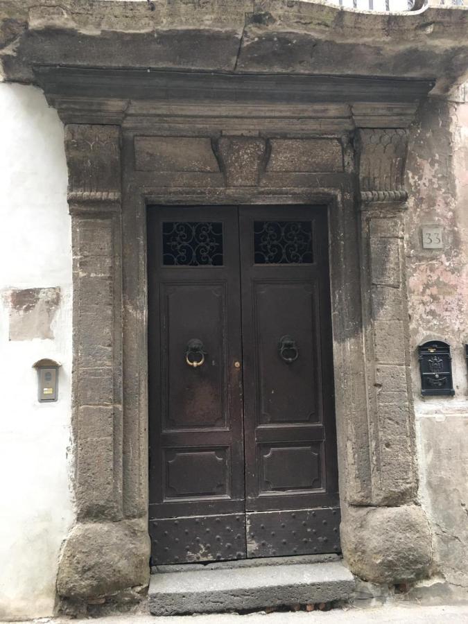 A Palazzo Fortebracci B&B Сутри Экстерьер фото